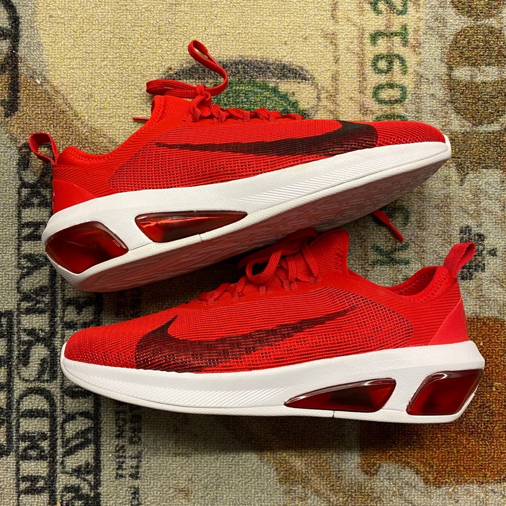 Nike Air Max Fly red white Sz 10-11.5 new men